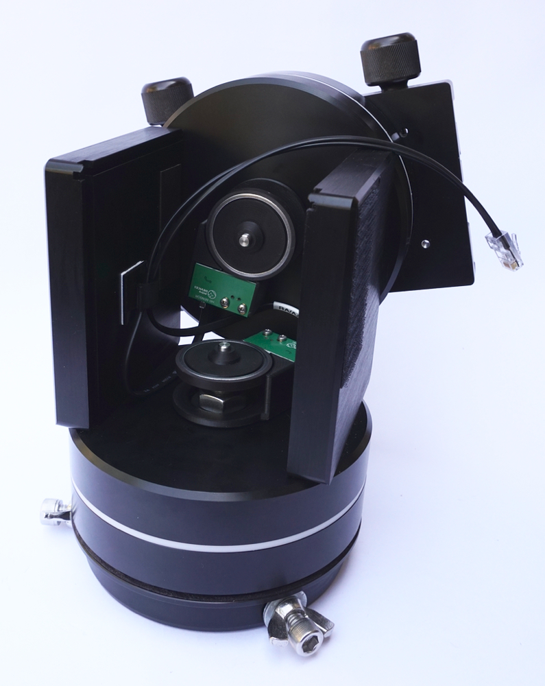 DiscMounts DM6 Encoder Kit close up view of installed product